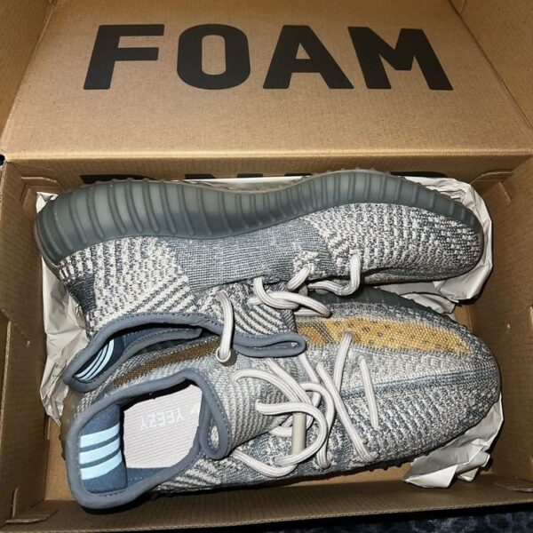 Mixed Sneakers pallet - Image 2