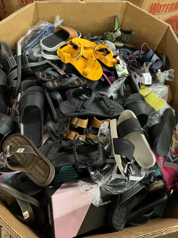 Flip Flops and Sandals - Image 7